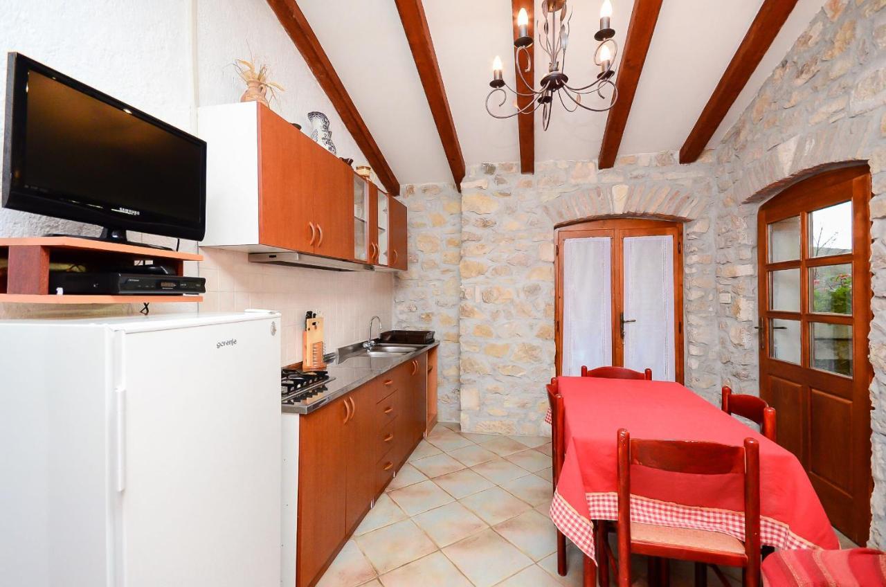 Apartment Josip Plomin Esterno foto
