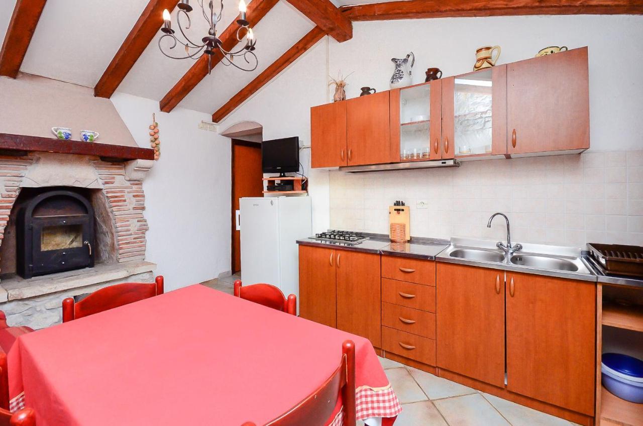 Apartment Josip Plomin Esterno foto