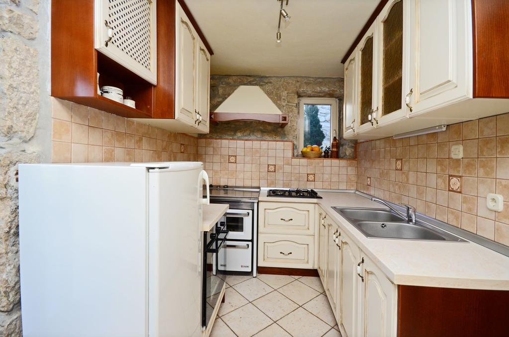 Apartment Josip Plomin Esterno foto